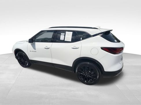 Used 2024 Chevrolet Blazer LT w/ Convenience Package FWD image 6