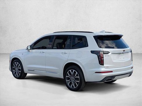 Used 2021 Cadillac XT6 Sport image 8