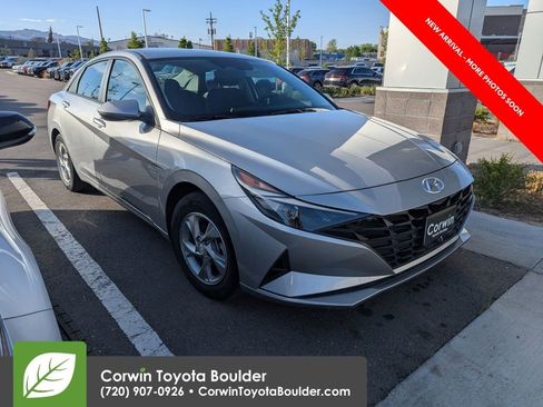 Used 2021 Hyundai Elantra SE w/ Cargo Package image 1
