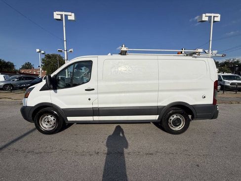 Used 2015 Ford Transit 150 130 Low Roof RWD image 7