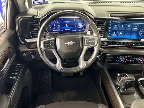 Used 2024 Chevrolet Silverado 1500 LT Trail Boss w/ Convenience Package II AWD/4WD image 14