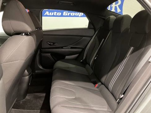 Used 2025 Hyundai Elantra Sport image 20