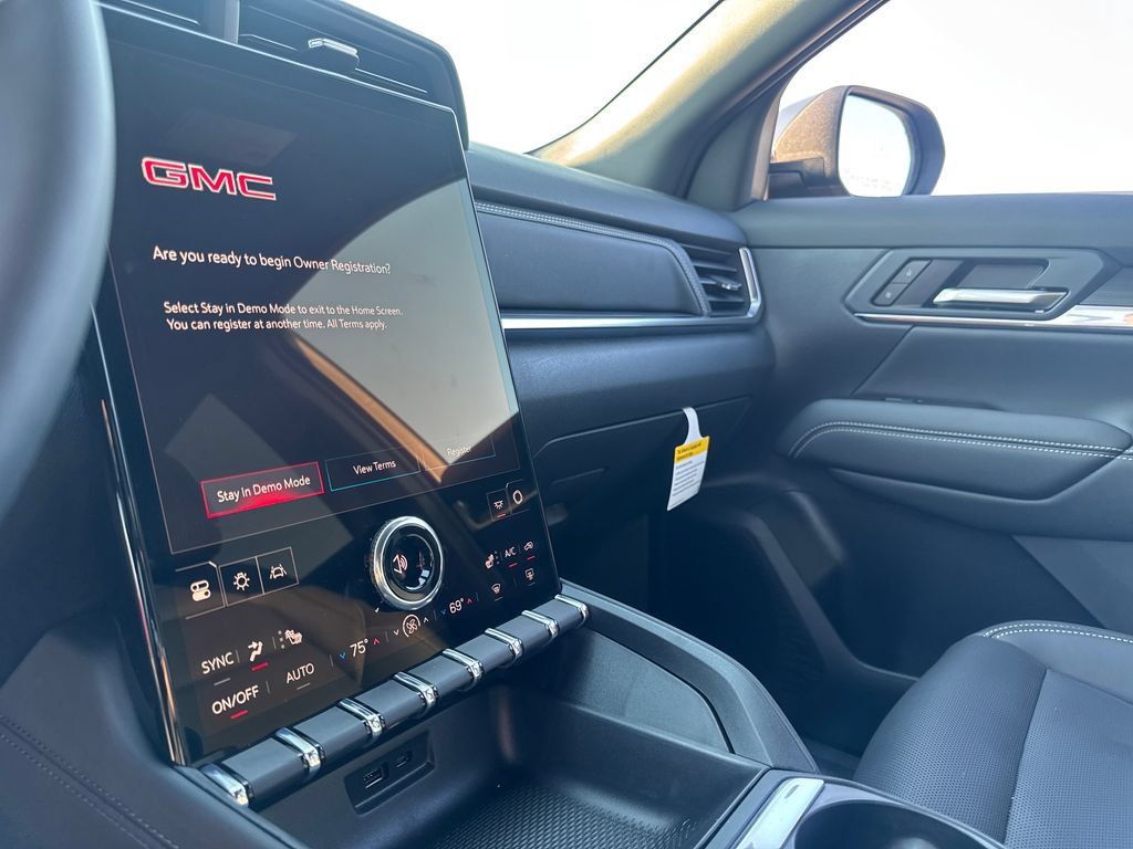 New 2027 GMC Terrain Elevation w/ Elevation Premium Package FWD image 19