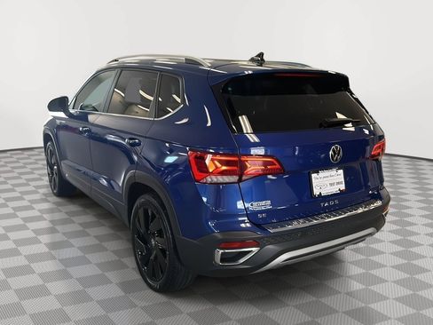 Used 2024 Volkswagen Taos SE w/ Black Wheel Plus Package AWD/4WD image 7