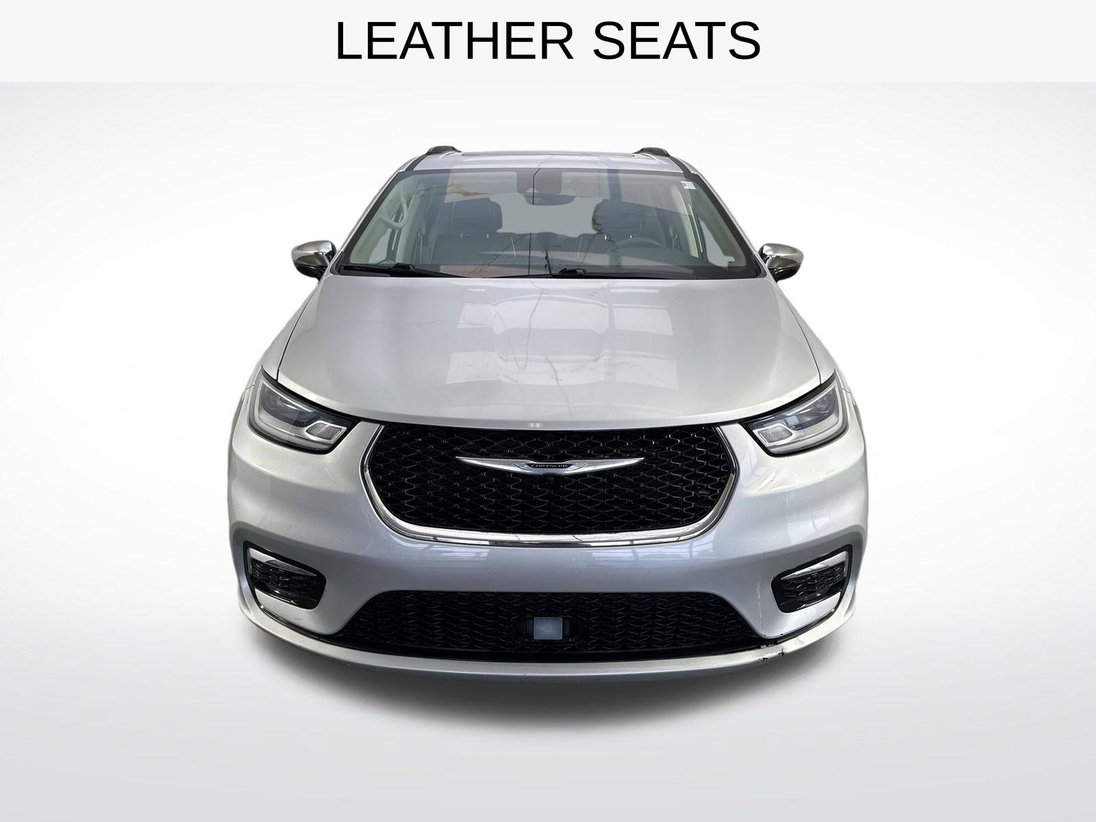 Used 2023 Chrysler Pacifica Limited FWD image 26