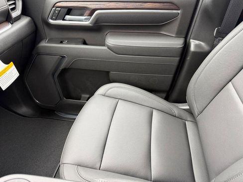 New 2026 GMC Sierra 2500 SLT image 35