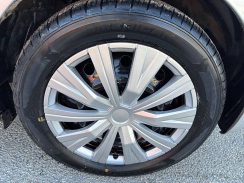 Used 2012 Scion iQ FWD image 5