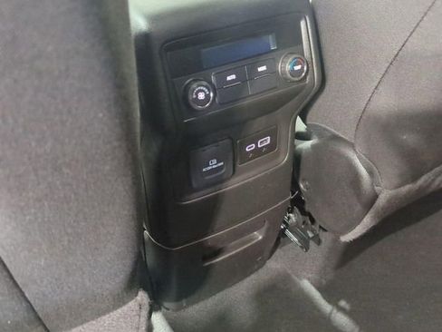 Used 2023 GMC Acadia SLE w/ Driver Convenience Package image 20