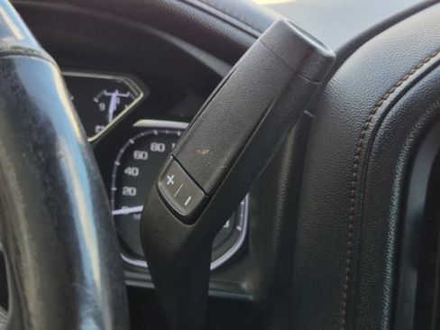 Used 2019 GMC Sierra 1500 AT4 w/ AT4 Preferred Package AWD/4WD image 25