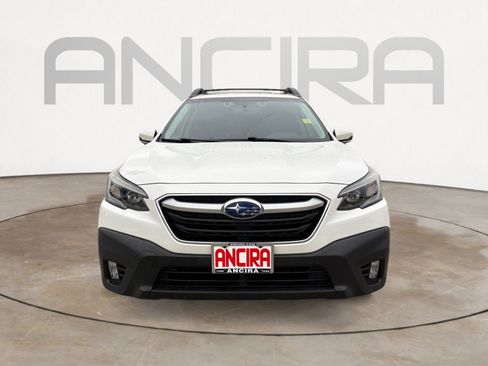 Used 2022 Subaru Outback Premium AWD/4WD image 5