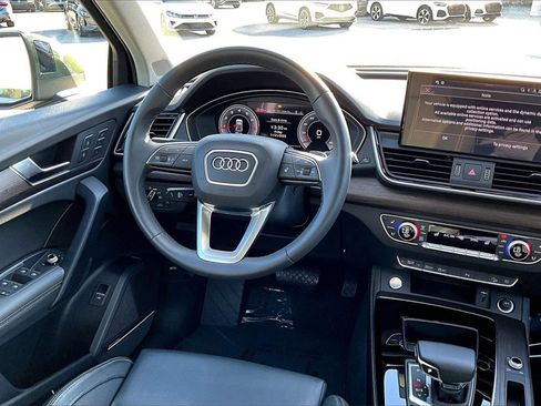 Certified 2025 Audi Q5 2.0T Premium Plus w/ Premium Plus Package image 18
