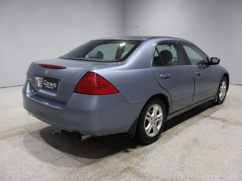 Used 2007 Honda Accord SE image 2