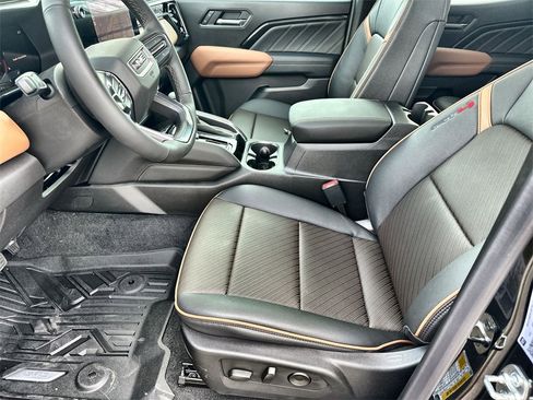 New 2026 GMC Canyon AT4 w/ Technology Plus Package image 24