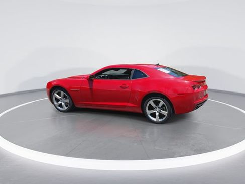 Used 2010 Chevrolet Camaro LT w/ RS Package RWD image 8