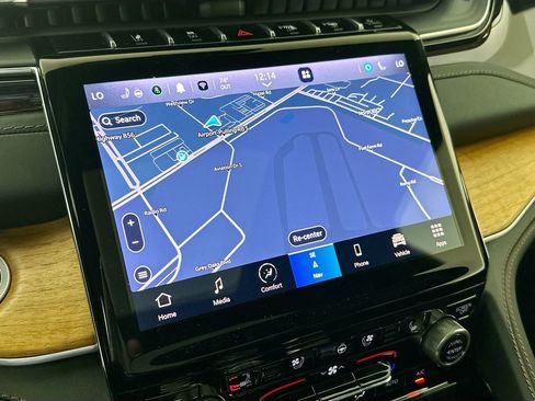 Used 2022 Jeep Grand Cherokee Summit image 13