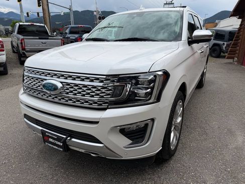 Used 2018 Ford Expedition Max Platinum AWD/4WD image 4