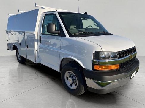 New 2025 Chevrolet Express 3500 w/ Power Convenience Package image 1