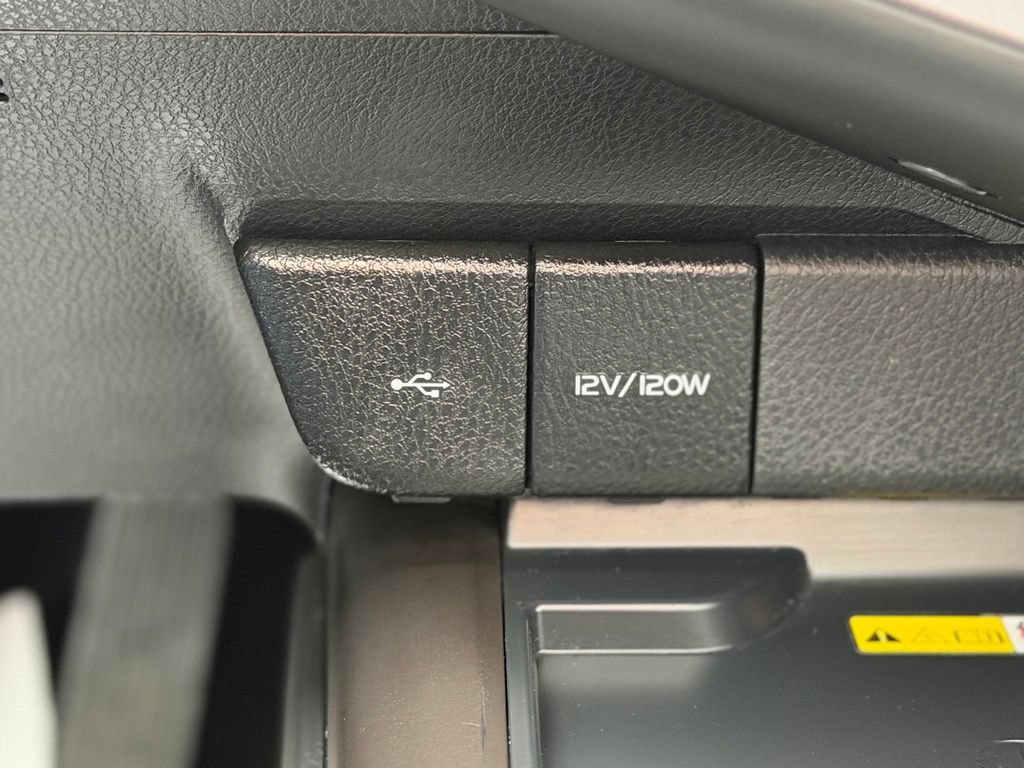 Used 2023 Toyota Camry XSE w/ Navigation Package AWD/4WD image 16