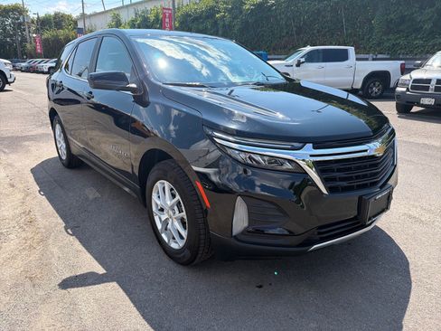 Used 2024 Chevrolet Equinox LT AWD/4WD image 3