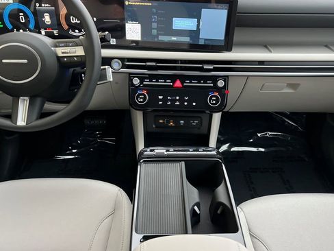 New 2026 Hyundai Tucson Blue SE image 11