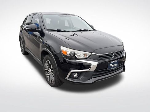 Used 2017 Mitsubishi Outlander Sport ES AWD/4WD image 6