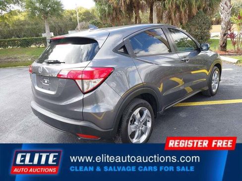 Used 2021 Honda HR-V LX image 8