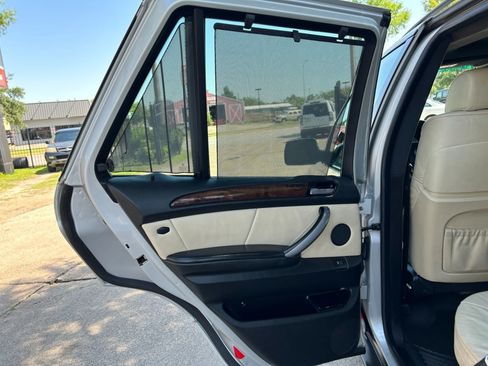 Used 2006 BMW X5 4.8is image 14
