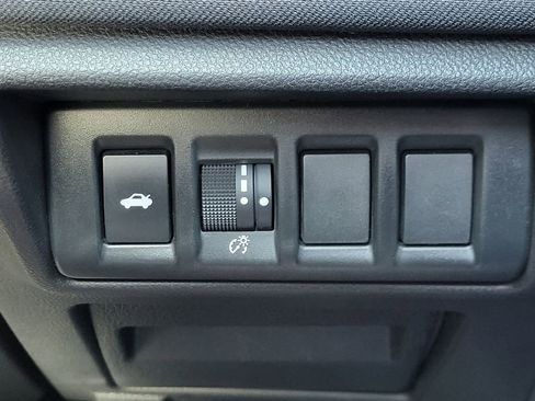 Used 2023 Subaru Legacy AWD/4WD image 13
