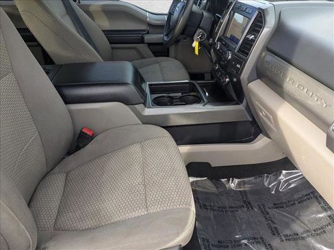 Used 2022 Ford F250 XLT w/ Black Appearance Package image 20
