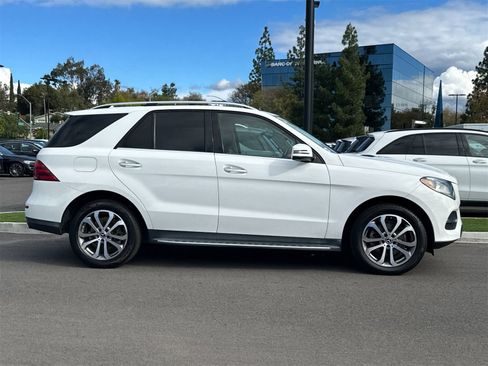 Used 2018 Mercedes-Benz GLE 350 image 2