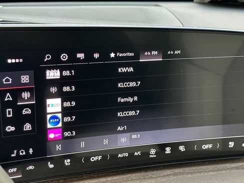 New 2025 Audi Q5 Prestige AWD/4WD image 17
