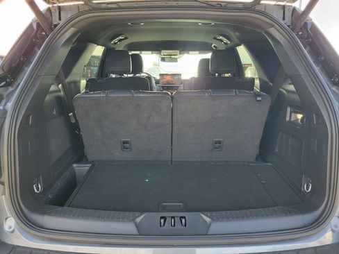 Used 2025 Ford Explorer ST image 14