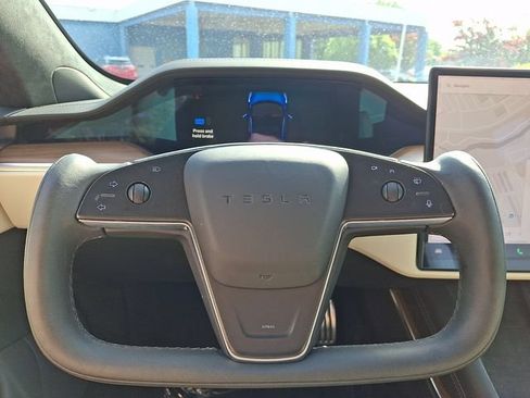 Used 2022 Tesla Model S AWD/4WD image 22