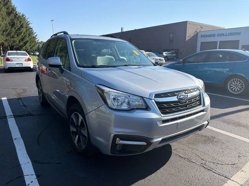 Used 2018 Subaru Forester 2.5i Premium AWD/4WD image 4