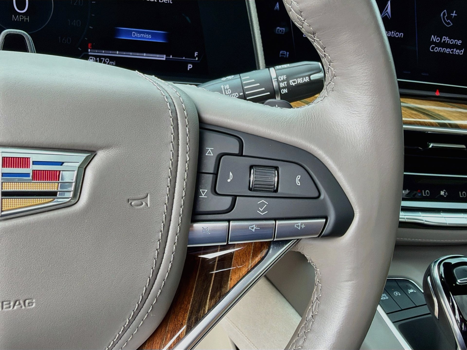 Certified 2023 Cadillac Escalade ESV Sport Platinum w/ LPO, ONYX Package RWD image 40