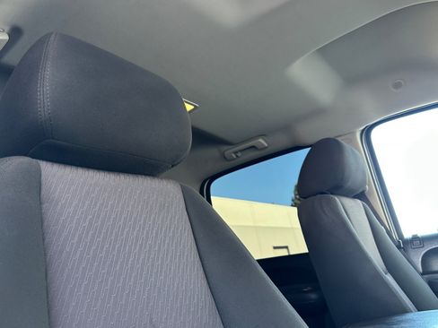 Used 2011 Chevrolet Silverado 1500 LT w/ All-Star Edition RWD image 19