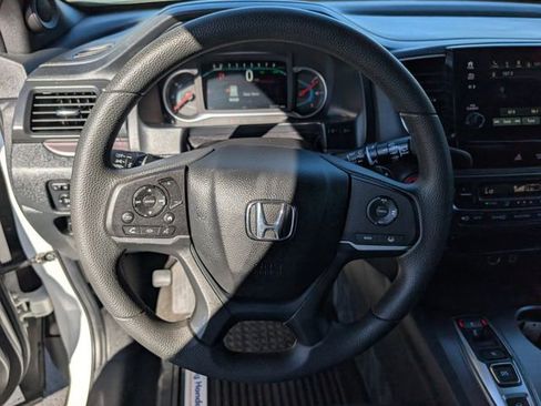 Used 2022 Honda Pilot Sport image 21