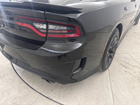 Used 2022 Dodge Charger Scat Pack w/ Plus Group RWD image 18