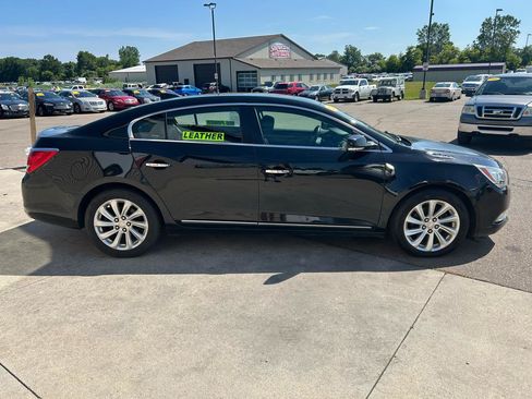Used 2016 Buick LaCrosse Leather FWD image 4