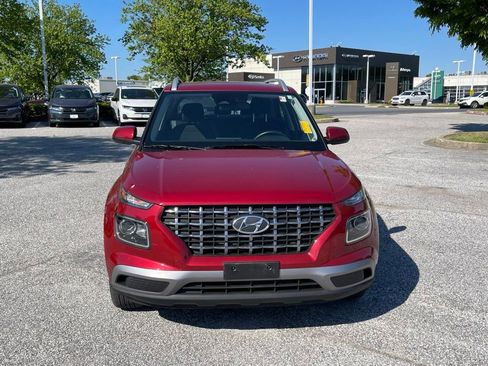 Used 2026 Hyundai Venue SEL FWD image 2