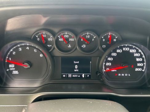 Used 2021 Chevrolet Silverado 1500 Custom Trail Boss w/ LPO, Dark Essentials Package AWD/4WD image 27