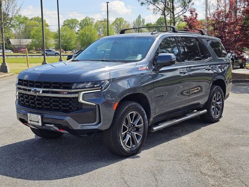 Used 2021 Chevrolet Tahoe Z71 w/ Z71 Off-Road Package image 2
