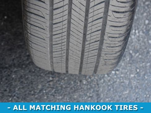 Certified 2024 Honda HR-V LX image 32