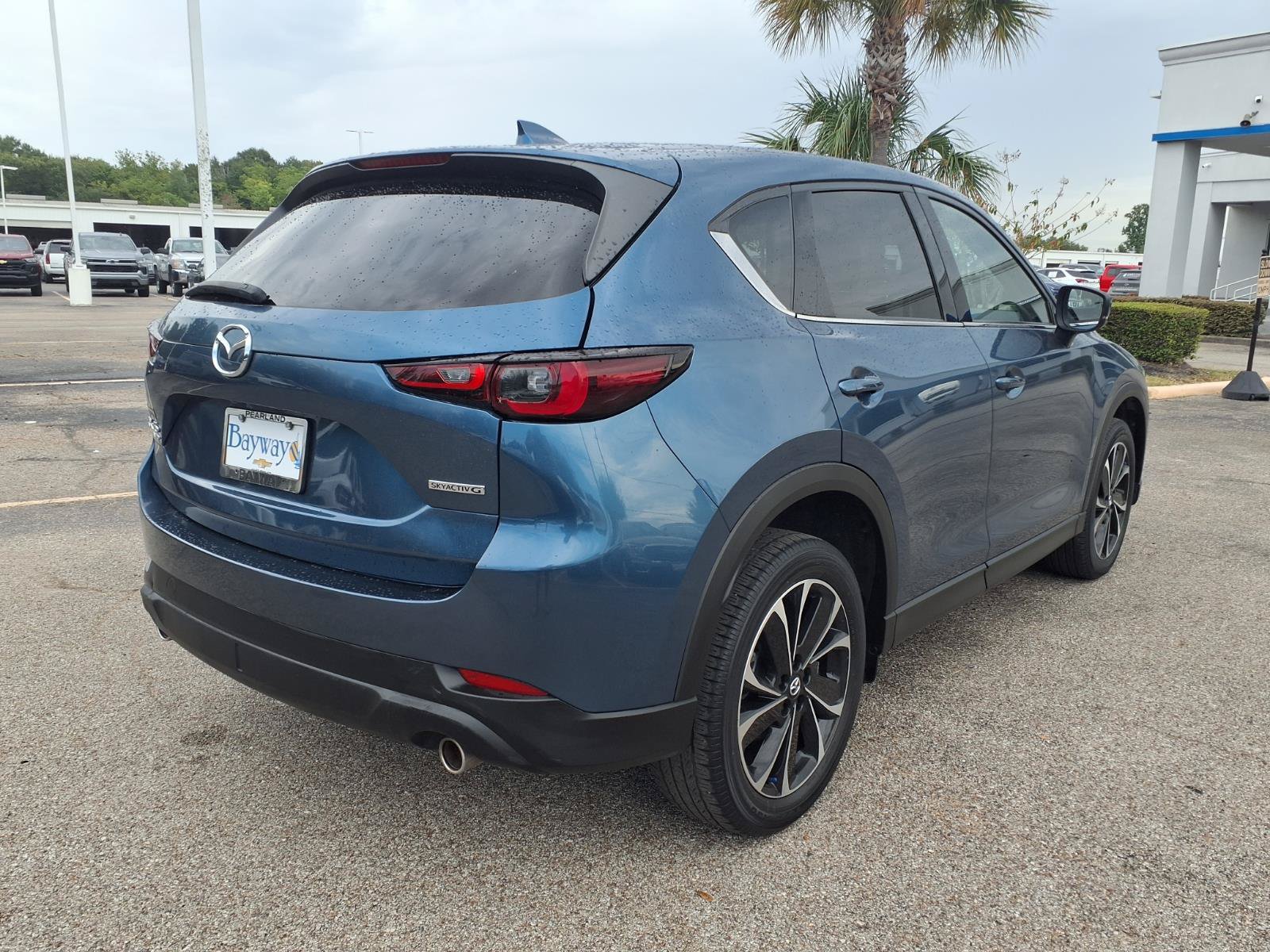 Used 2023 MAZDA CX-5 AWD 2.5 S w/ Premium Plus Pkg image 2