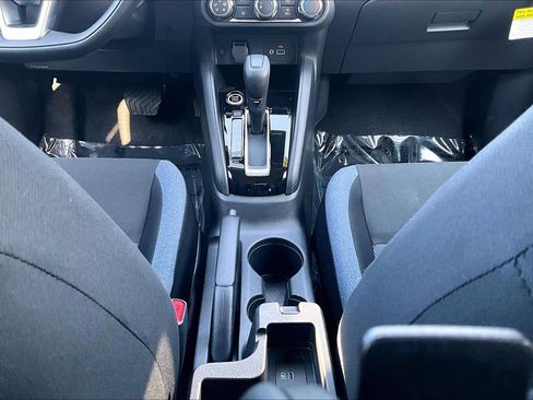 Used 2025 Nissan Versa SV image 29