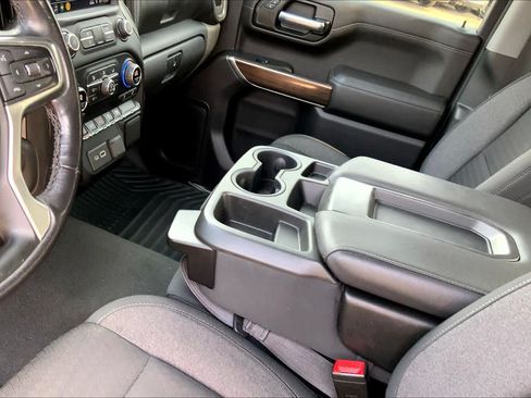 Used 2021 Chevrolet Silverado 1500 LT AWD/4WD image 16