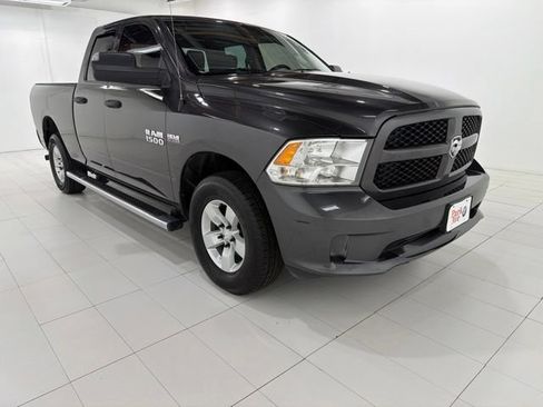 Used 2018 RAM 1500 Express AWD/4WD image 7