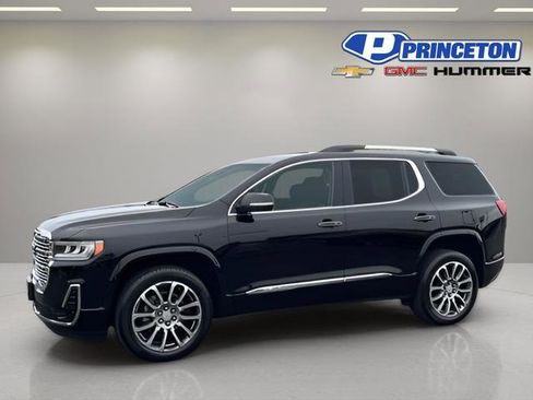 Used 2023 GMC Acadia Denali w/ Denali Technology Package AWD/4WD image 4