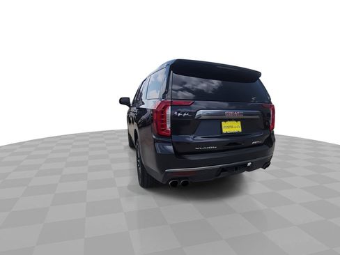 Used 2023 GMC Yukon AT4 w/ AT4 Premium Plus Package AWD/4WD image 7