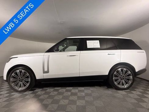 Used 2025 Land Rover Range Rover Long Wheelbase Autobiography AWD/4WD image 3